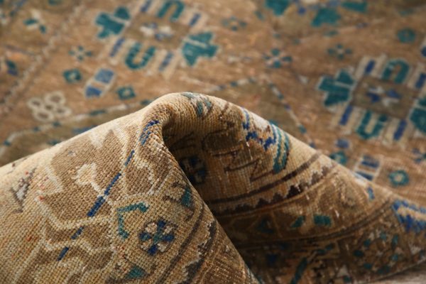 Vintage 3’ 2″ x 14’ 4″ - No. AV26181