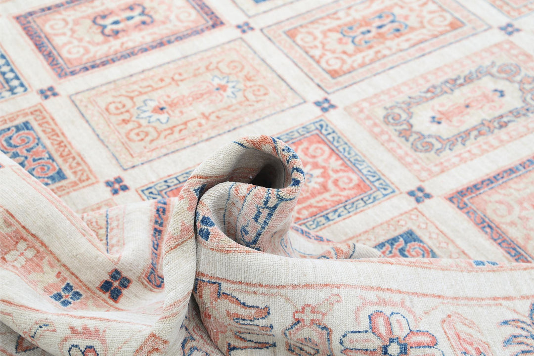 Ziegler 7’ 7″ x 11’ 11” - No. AV29375 - ALRUG Rug Store