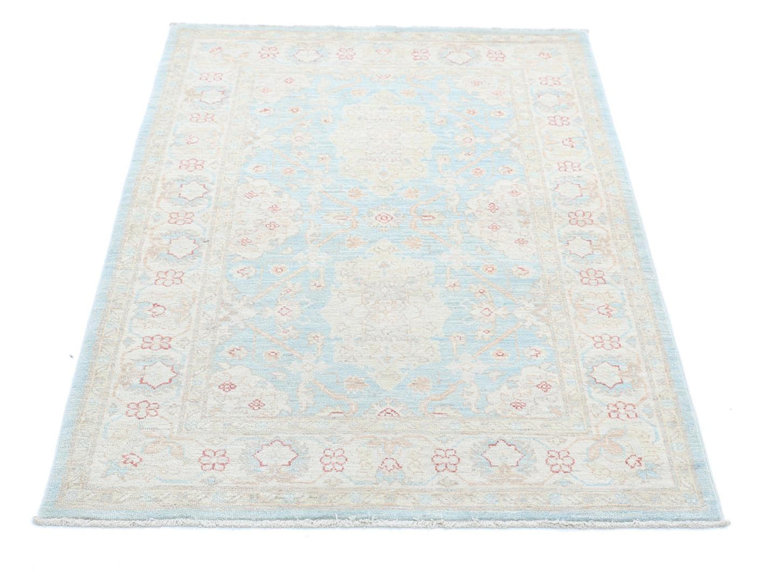 Serenity 3’ 2″ x 4’ 9″ - No. AV21377 - ALRUG Rug Store