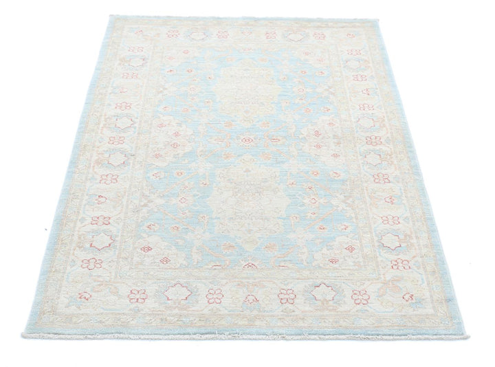 Serenity 3’ 2″ x 4’ 9″ - No. AV21377 - ALRUG Rug Store