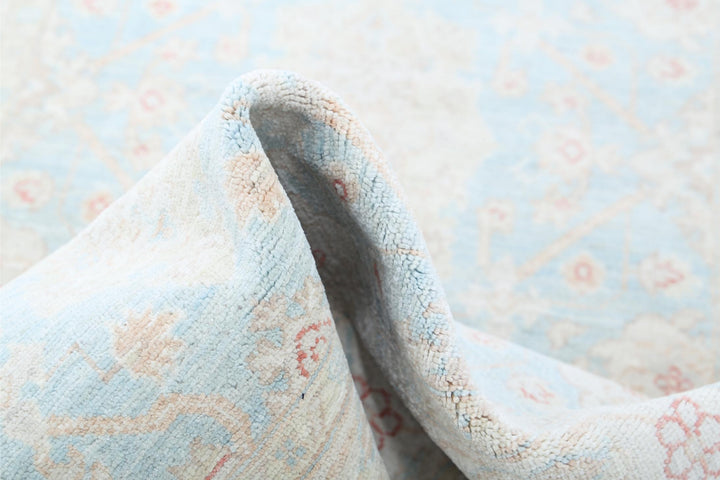 Serenity 3’ 2″ x 4’ 9″ - No. AV21377 - ALRUG Rug Store