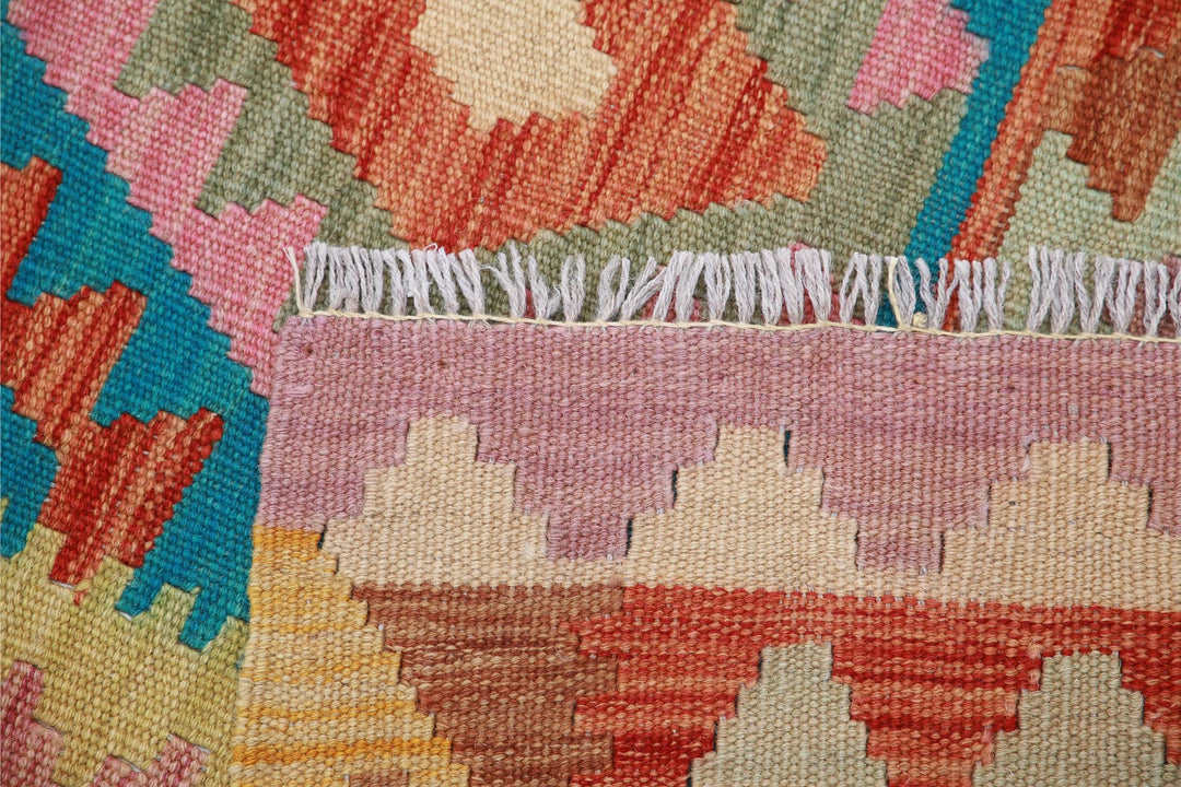 Kilim 4’ 10” x 6’ 6″ - No. AV72345 - ALRUG Rug Store