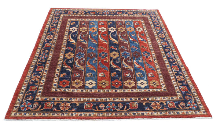 Humna 5’ 0″ x 6’ 3″ - No. AV62062 - ALRUG Rug Store