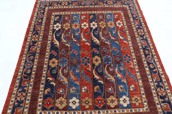 Humna 5’ 0″ x 6’ 3″ - No. AV62062 - ALRUG Rug Store