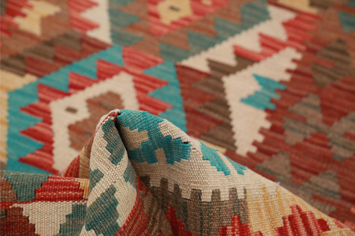 Kilim 3’ 1″ x 5’ 1″ - No. AV22390 - ALRUG Rug Store