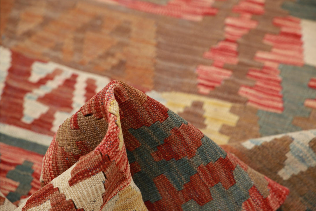 Kilim 4’ 3″ x 6’ 6″ - No. AV55953 - ALRUG Rug Store