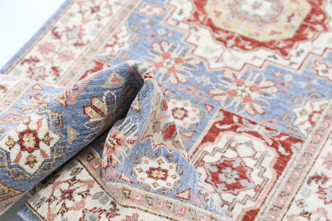 Mamluk 2’ 6″ x 9’ 8″ - No. AV42252 - ALRUG Rug Store