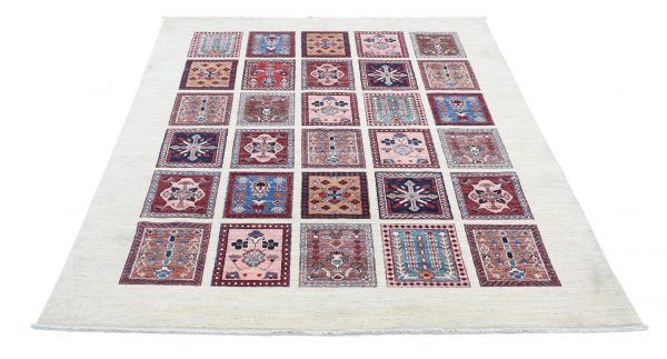 Ziegler 4’ 11” x 6’ 10” - No. AV11734