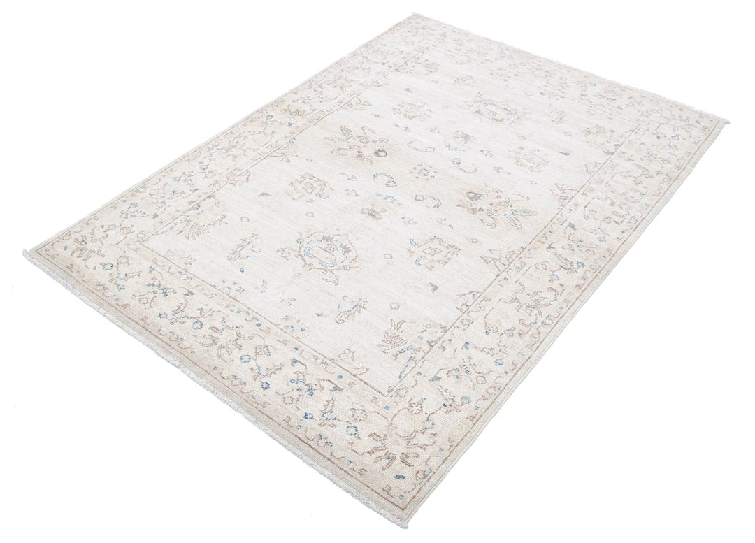 Serenity 3’ 10” x 5’ 9″ - No. AV47365 - ALRUG Rug Store