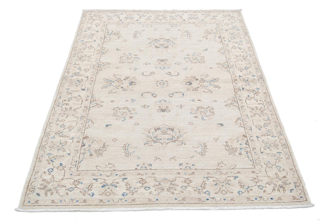 Serenity 3’ 10” x 5’ 9″ - No. AV47365 - ALRUG Rug Store
