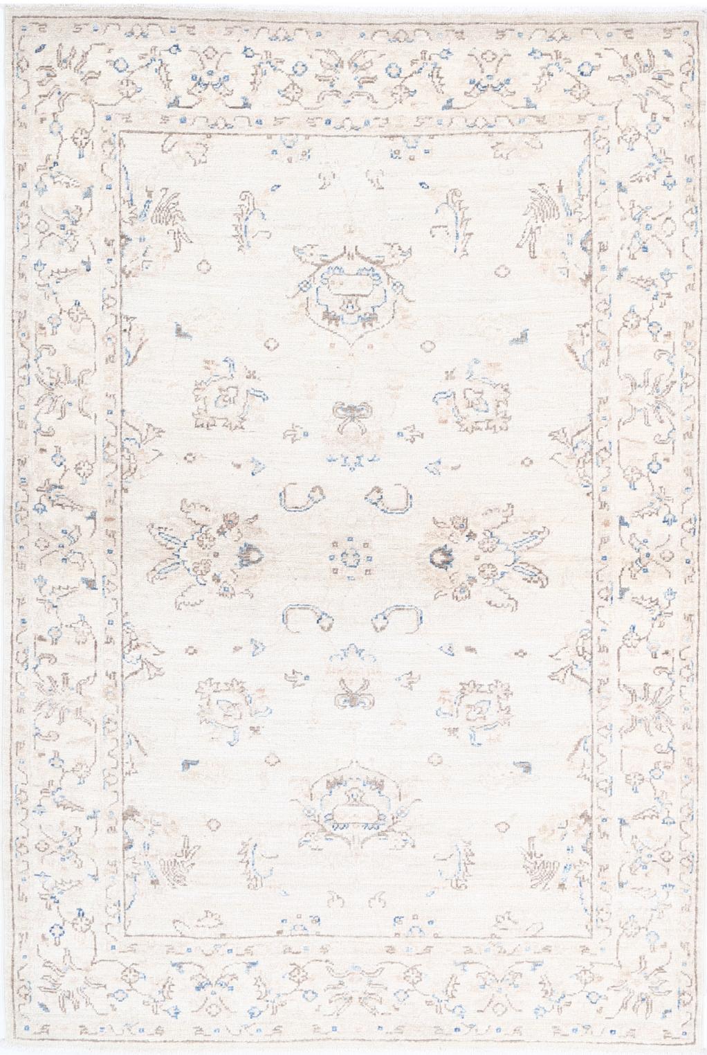 Serenity 3’ 10” x 5’ 9″ - No. AV47365 - ALRUG Rug Store