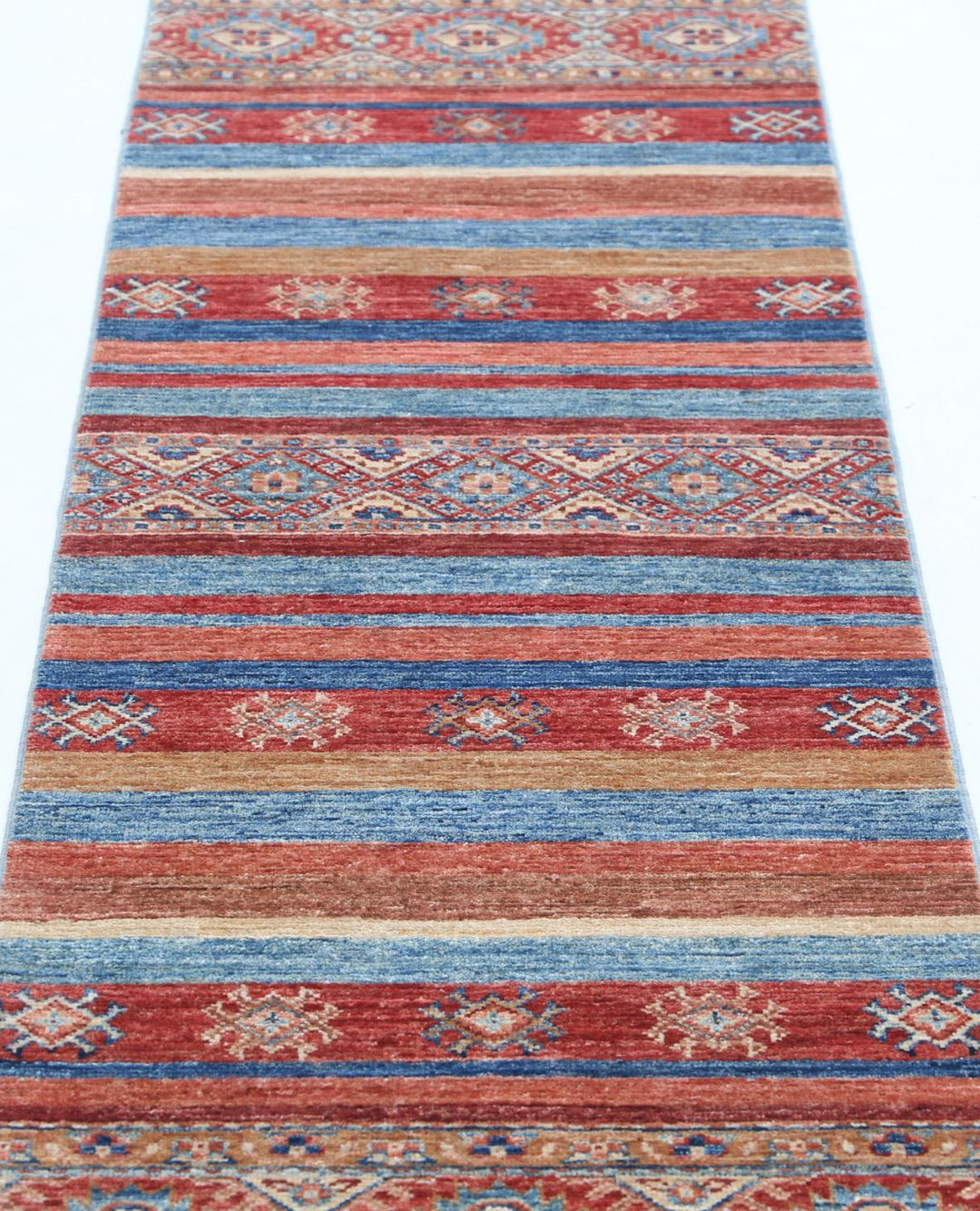 Ziegler 1’ 11” x 5’ 10” - No. AV20672 - ALRUG Rug Store