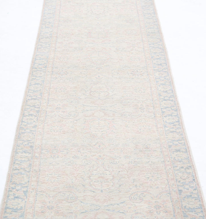 Serenity 2’ 6″ x 11’ 6″ - No. AV51768 - ALRUG Rug Store