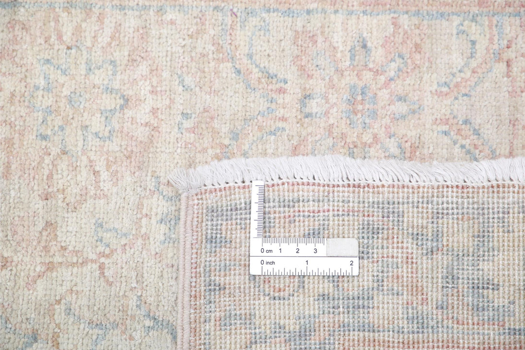 Serenity 2’ 5″ x 11’ 5″ - No. AV38911 - ALRUG Rug Store