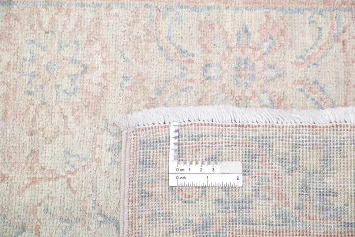 Serenity 2’ 5″ x 11’ 5″ - No. AV38911 - ALRUG Rug Store