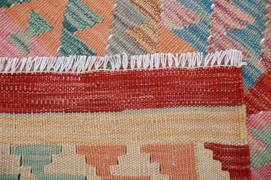 Kilim 4’ 9″ x 6’ 6″ - No. AV22190 - ALRUG Rug Store