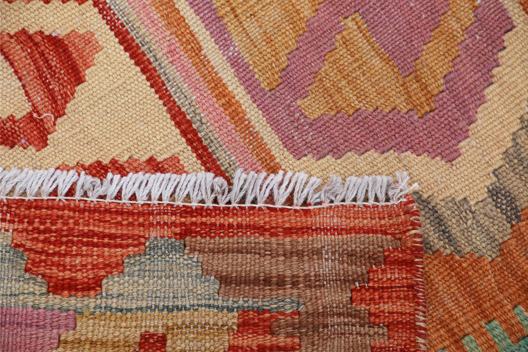 Kilim 2’ 8″ x 4’ 2″ - No. AV25625 - ALRUG Rug Store