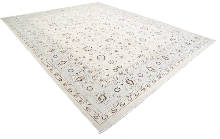 Ivory Pakistani Tabriz Rug 11'8" x 14'7" Hand-Knotted detail