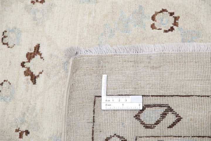 Ivory Pakistani Tabriz Rug 11'8" x 14'7" Hand-Knotted close-up