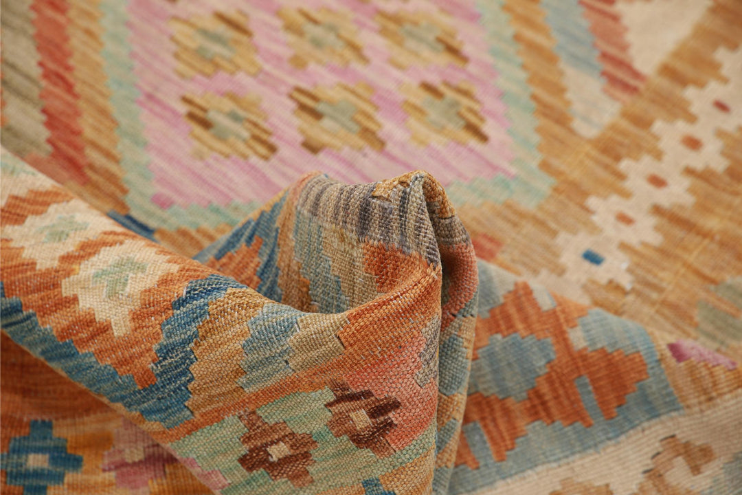 Kilim 3’ 3″ x 4’ 9″ - No. AV19397 - ALRUG Rug Store