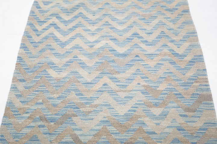 Kilim 2’ 8″ x 3’ 10” - No. AV64378 - ALRUG Rug Store