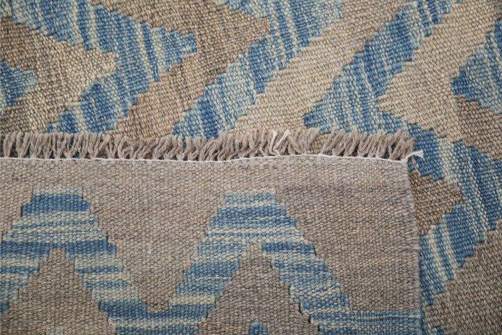 Kilim 2’ 8″ x 3’ 10” - No. AV64378 - ALRUG Rug Store