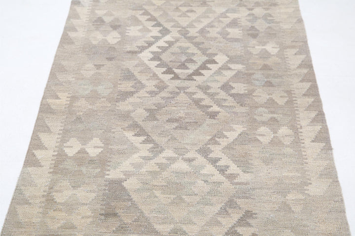 Kilim 2’ 11” x 5’ 5″ - No. AV38207 - ALRUG Rug Store