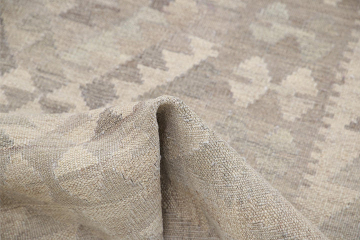 Kilim 2’ 11” x 5’ 5″ - No. AV38207 - ALRUG Rug Store