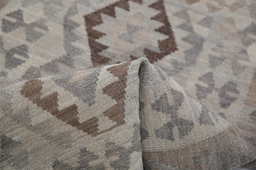 Kilim 2’ 7″ x 4’ 0″ - No. AV51578 - ALRUG Rug Store