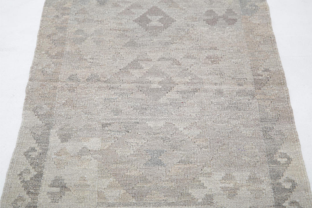 Kilim 2’ 6″ x 4’ 4″ - No. AV46586 - ALRUG Rug Store