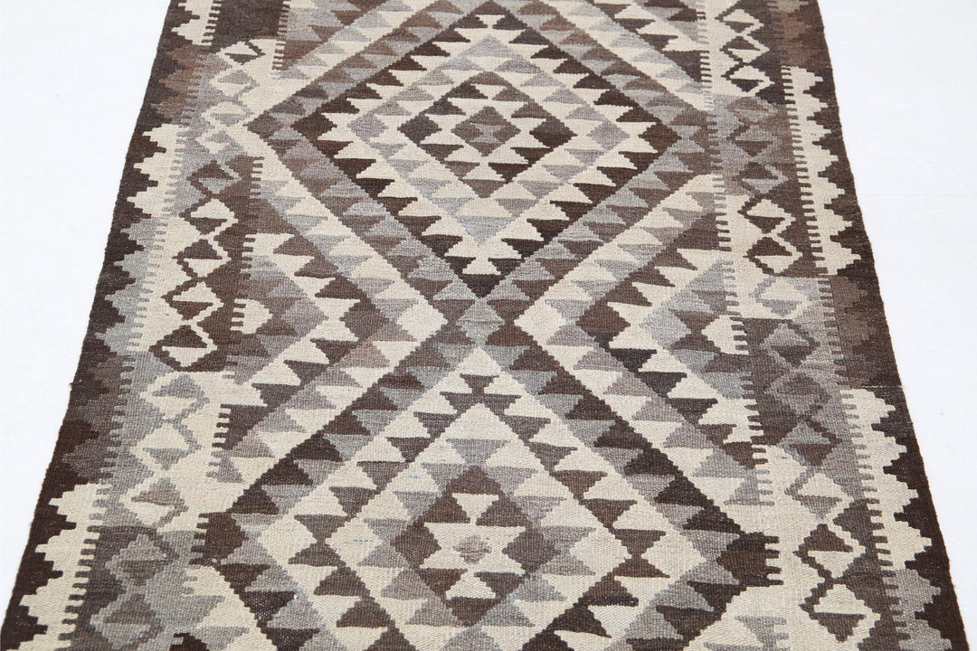 Kilim 3’ 3″ x 5’ 1″ - No. AV22450 - ALRUG Rug Store