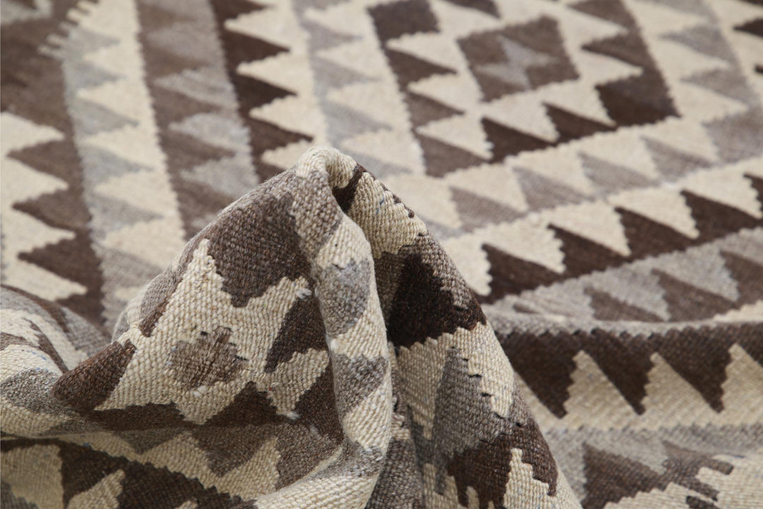 Kilim 3’ 3″ x 5’ 1″ - No. AV22450 - ALRUG Rug Store