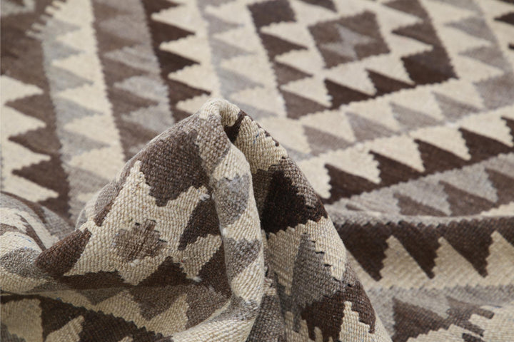 Kilim 3’ 3″ x 5’ 1″ - No. AV22450 - ALRUG Rug Store