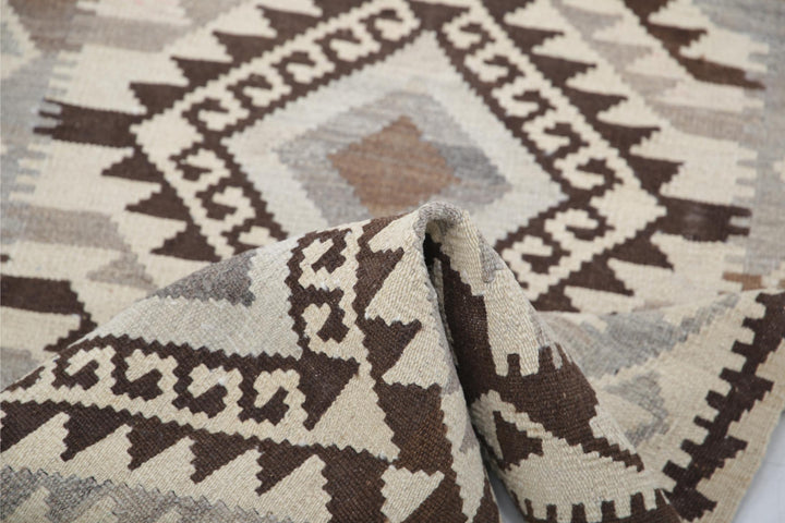 Kilim 2’ 8″ x 3’ 10” - No. AV96255 - ALRUG Rug Store