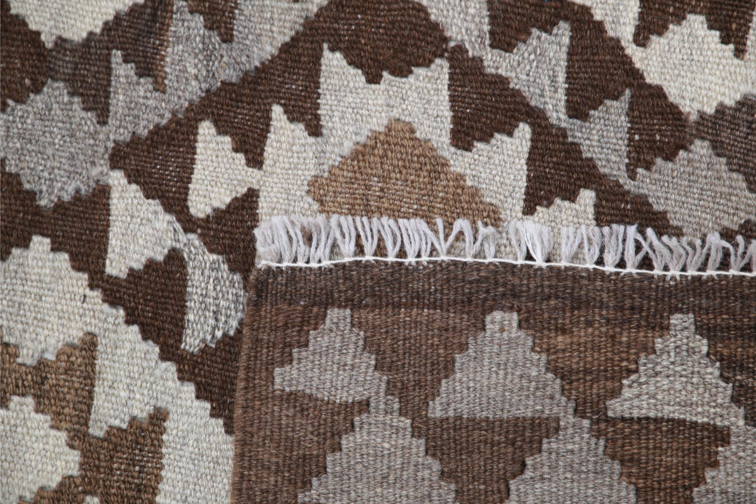 Kilim 2’ 9″ x 3’ 9″ - No. AV48080 - ALRUG Rug Store