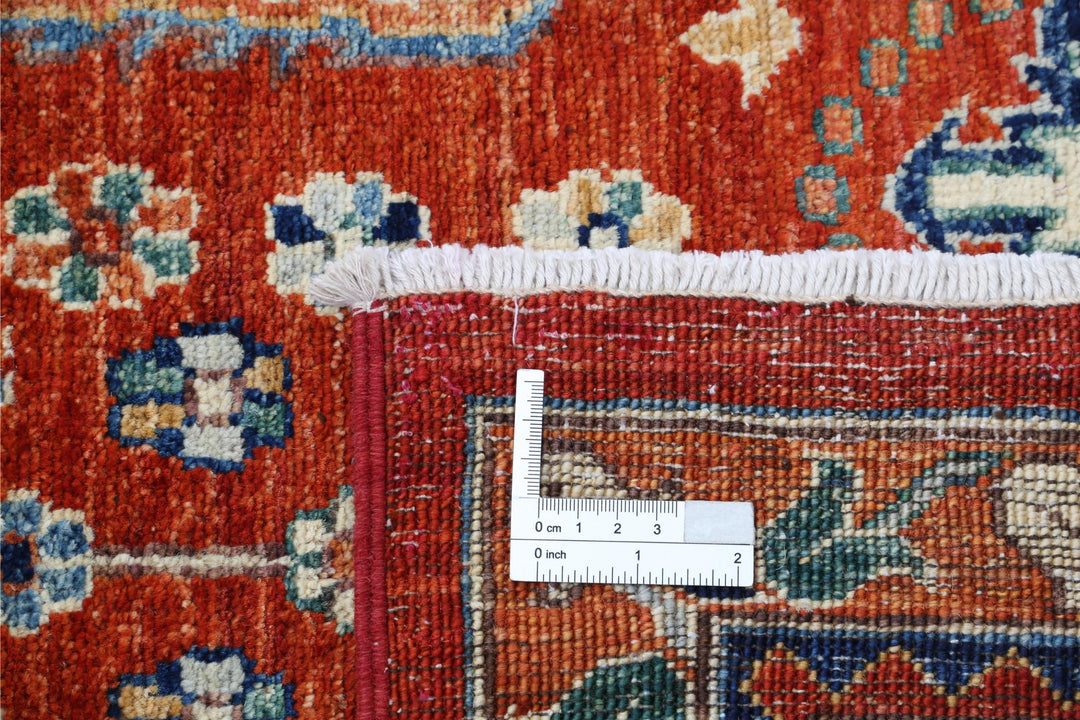 Humna 7’ 9″ x 9’ 11” - No. AV70116 - ALRUG Rug Store