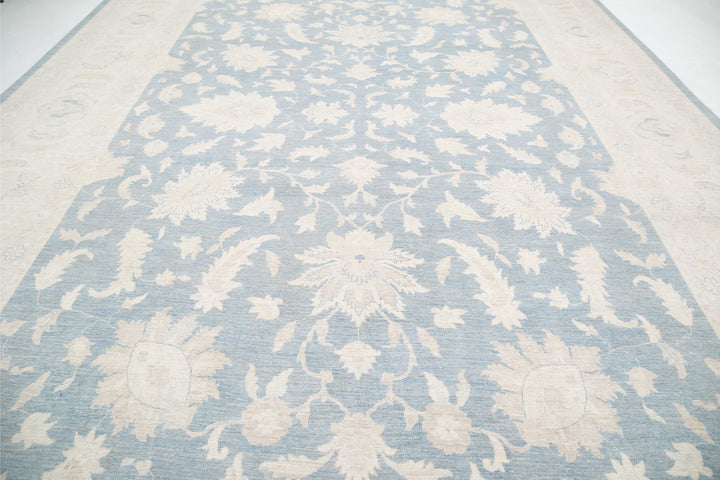 Serenity 13’ 2″ x 19’ 8″ - No. AV62021 - ALRUG Rug Store