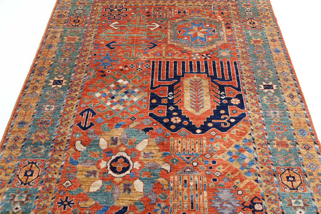 Humna 5’ 0″ x 6’ 7″ - No. AV99251 - ALRUG Rug Store