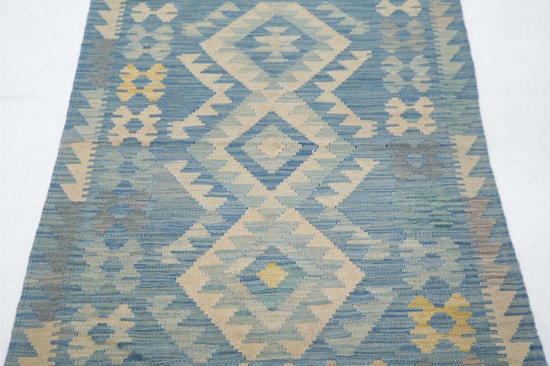 Kilim 2’ 4″ x 4’ 0″ - No. AV28322 - ALRUG Rug Store