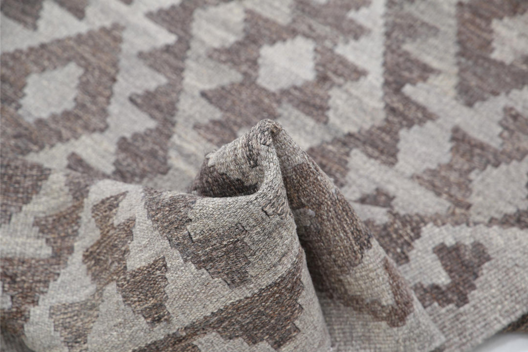 Kilim 3’ 2″ x 5’ 0″ - No. AV66206 - ALRUG Rug Store