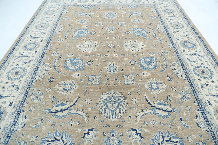 Serenity 9’ 2″ x 11’ 8″ - No. AV96506 - ALRUG Rug Store