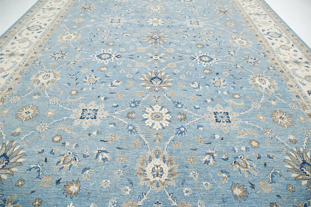 Serenity 13’ 2″ x 21’ 7″ - No. AV49594 - ALRUG Rug Store