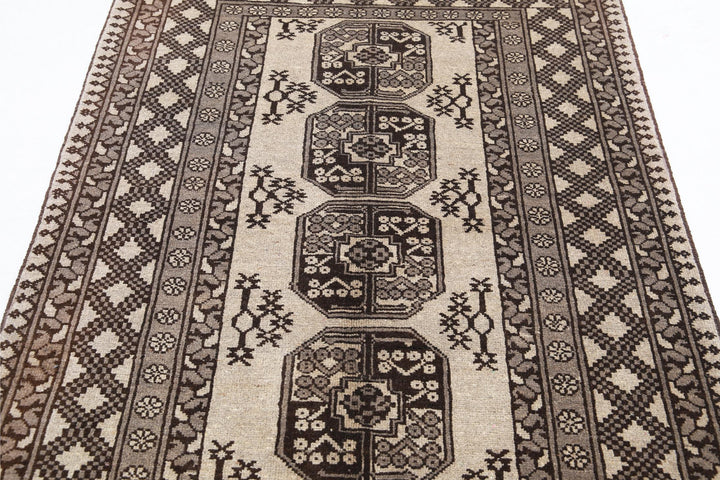 Revival 4’ 1″ x 5’ 9″ - No. AV96896 - ALRUG Rug Store