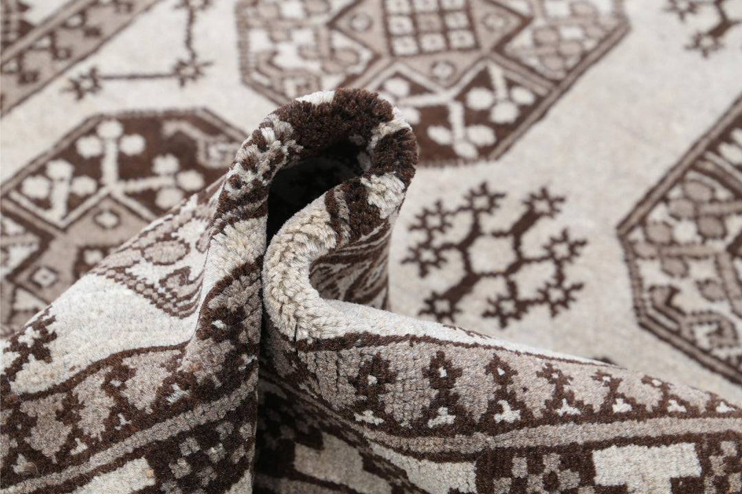 Revival 4’ 4″ x 6’ 1″ - No. AV18533 - ALRUG Rug Store