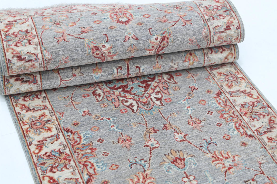 Ziegler 2’ 8″ x 9’ 8″ - No. AV38813 - ALRUG Rug Store