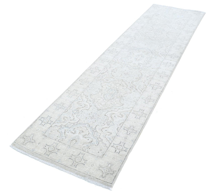 Serenity 2’ 6″ x 9’ 6″ - No. AV50415 - ALRUG Rug Store
