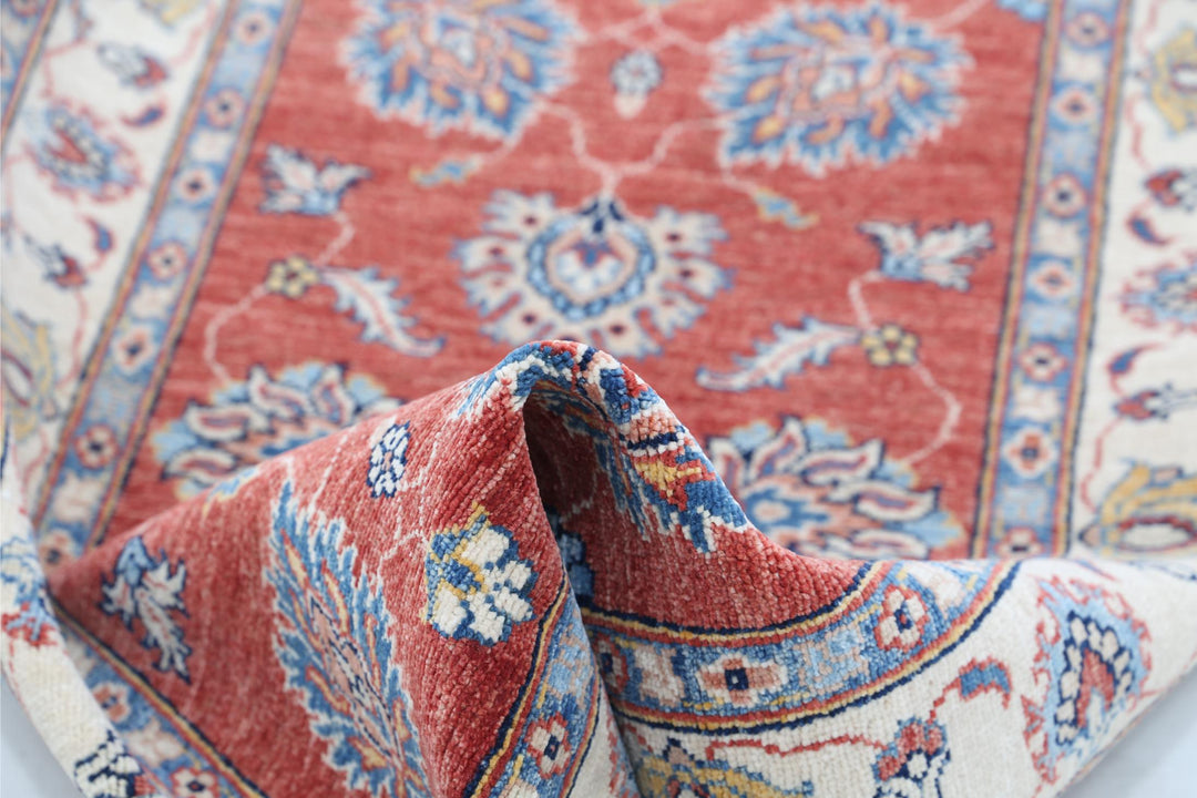 Ziegler 2’ 6″ x 4’ 0″ - No. AV94057 - ALRUG Rug Store