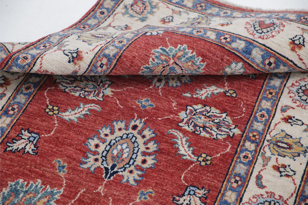 Ziegler 2’ 7″ x 4’ 4″ - No. AV94985 - ALRUG Rug Store