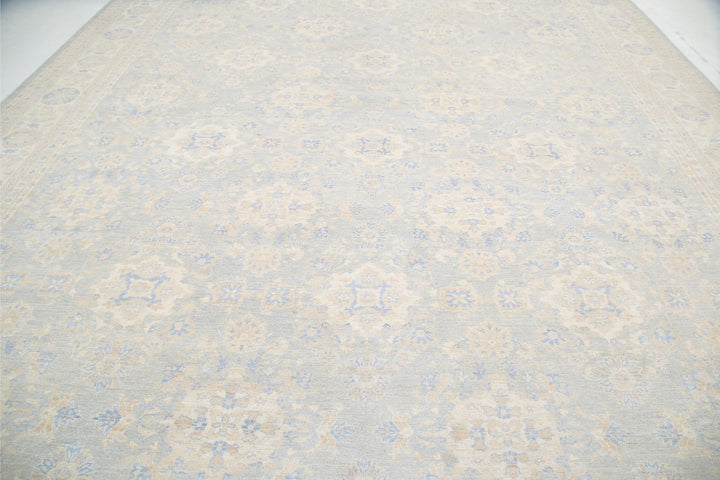 Serenity 13’ 3″ x 20’ 3″ - No. AV23922 - ALRUG Rug Store