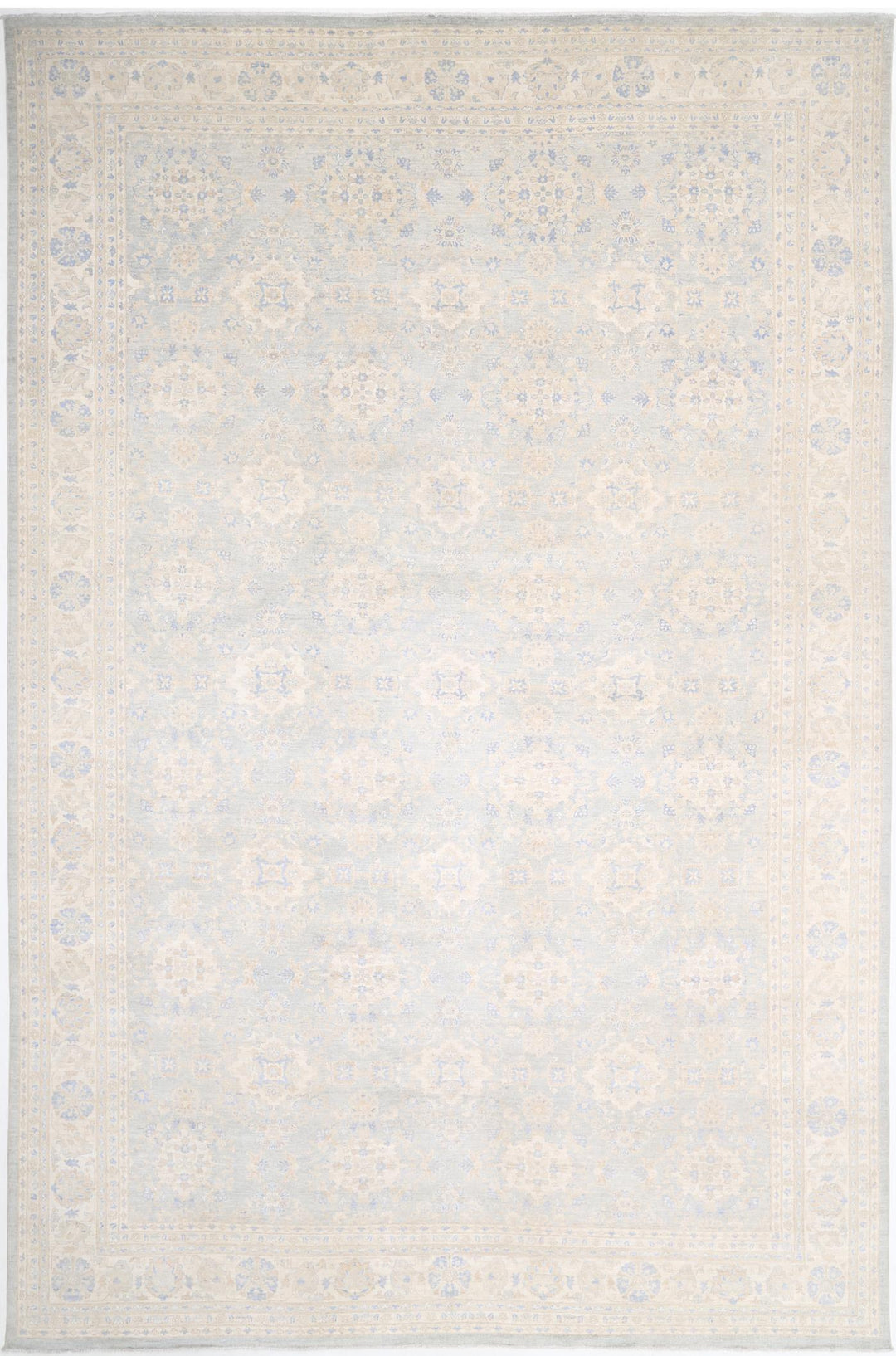 Serenity 13’ 3″ x 20’ 3″ - No. AV23922 - ALRUG Rug Store